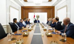 السوداني يترأس اجتماعا حول برنامج توطين الصناعات الدوائية في العراق.